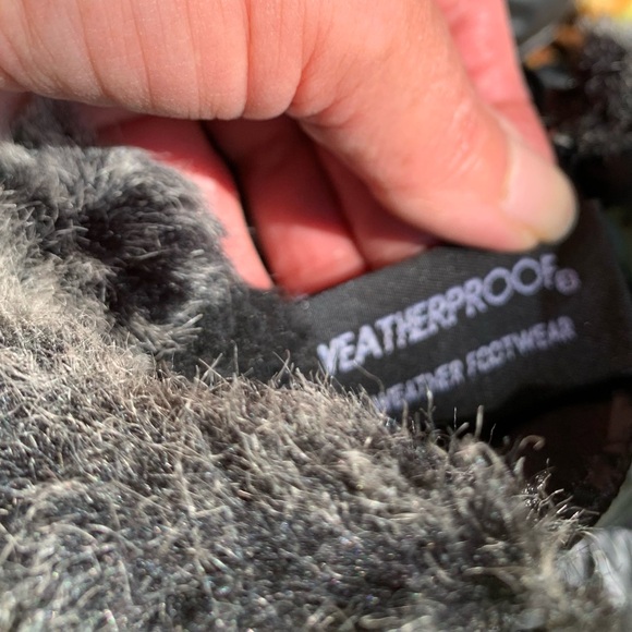 Weatherproof Black Quilted All Weather Footwear/Faux Fur Size 8 - Picture 8 of 10